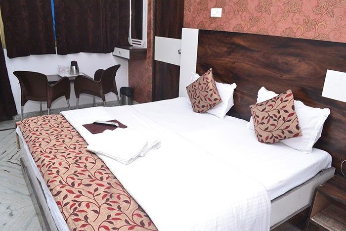Akash Continental Hotel Rishīkesh Екстериор снимка